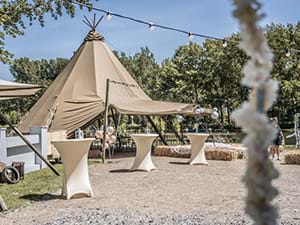 Outdoor Valley Rotterdam: feestlocatie met festivalgevoel in de natuur Outdoor Valley Rotterdam: feestlocatie met festivalgevoel in de natuur