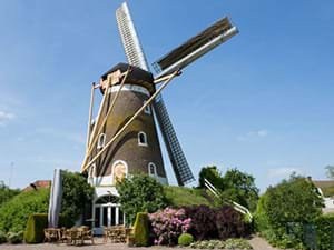 Korenmolen de Hoop in Bavel: feestlocatie op 21 km van het centrum van Tilburg Korenmolen de Hoop in Bavel: feestlocatie op 21 km van het centrum van Tilburg