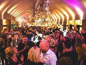 Jack Rotterdam: personeelsfeest locatie op 850 meter van Station Rotterdam Centraal Jack Rotterdam: personeelsfeest locatie op 850 meter van Station Rotterdam Centraal